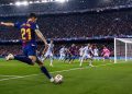 Crossing Sepak Bola Skill